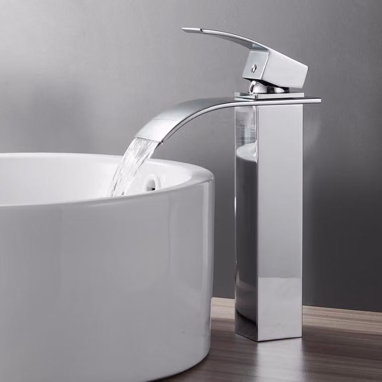 Miscelatore monocomando a cascata, finitura cromata