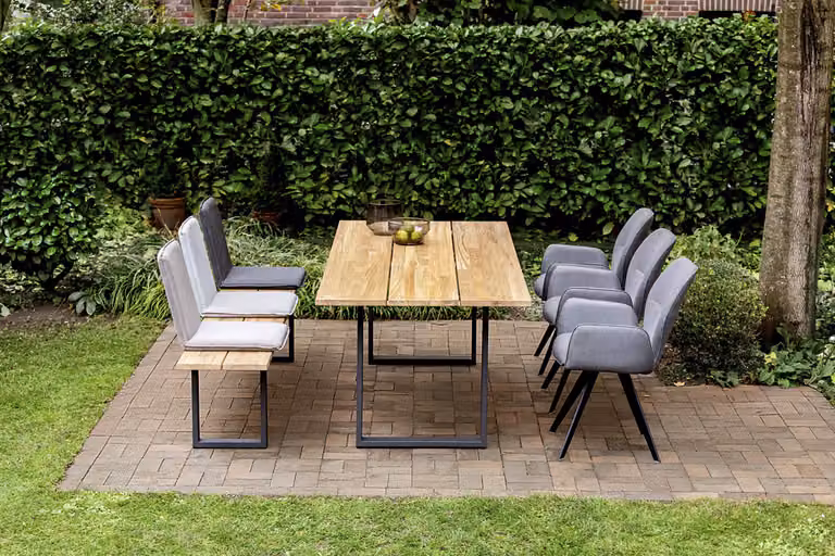 Tavolo Niehoff Noah con pattini profilati in alluminio/teak