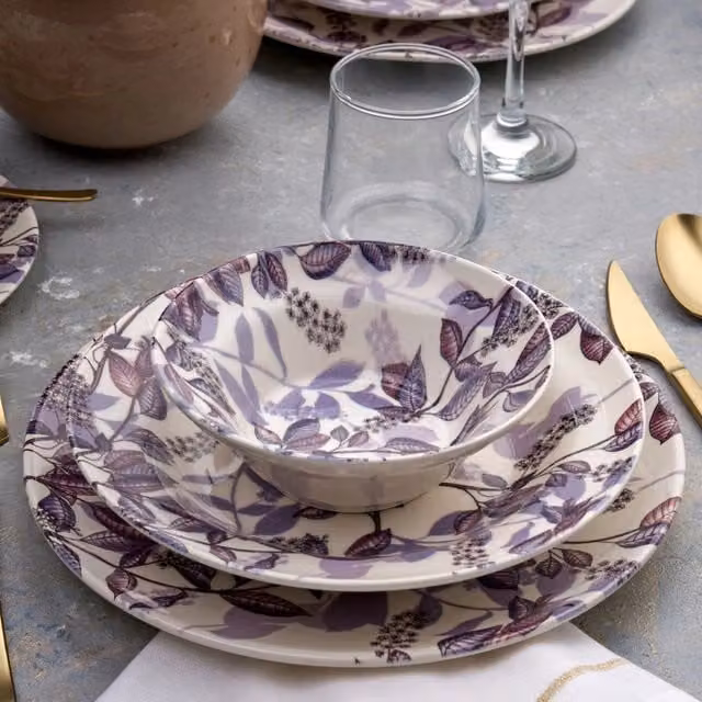 Servizio Piatti Nirifati in Ceramica per 24 Persone, Colore Bianco Crema e Beige