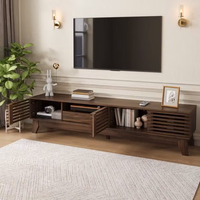 Mobile TV in MDF color noce con 3 ante, cassetto e ripiani aperti, design moderno