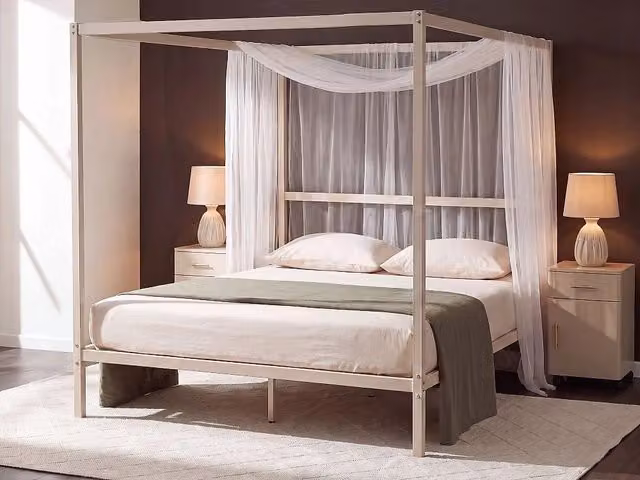 Letto matrimoniale a baldacchino con doghe e struttura in metallo beige chiaro 140 x 200 cm stile industriale moderno