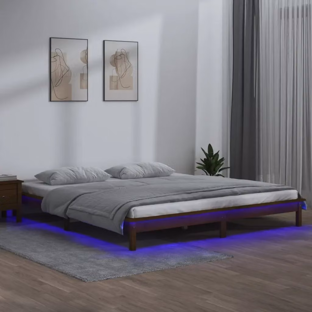 Letto matrimoniale Ambra in legno massello di pino marrone con illuminazione LED e porta USB L/P/H: 140 x 200 x 151.5 cm – 2