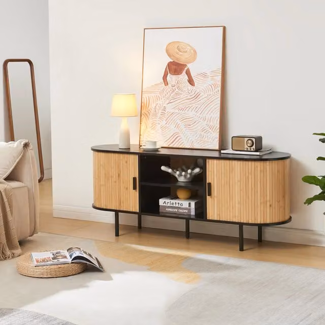 Mobile TV Tvedestrand en.casa con ante scorrevoli in bambù, Nero e Beige, L: 140 cm, P: 40 cm, H: 55 cm