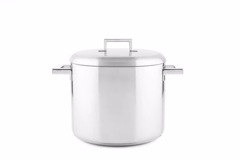 Pentola alta con coperchio in acciaio inox per induzione linea Stile by Pininfarina, diam. 22cm