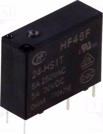 1 relè: elettromagnetico. Bobina: 24VDC 5A. Massimo 250VAC. Modello: HF46F/24-HS1T. Elettrico
