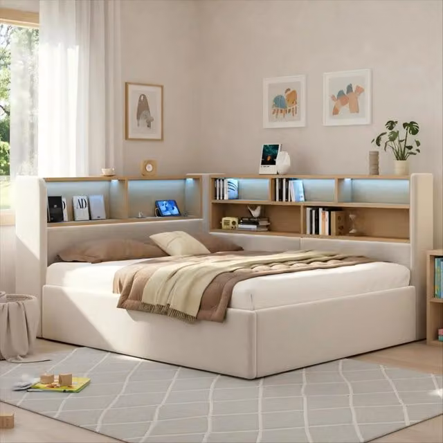 Letto da giorno WISHDOR imbottito in velluto beige con contenitore idraulico, illuminazione LED, porte USB e ripiani laterali, L/P: 140 x 190 cm