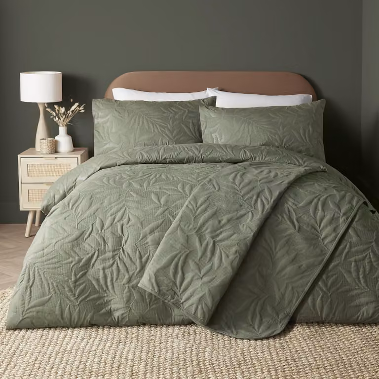 Solidchoice - Set di lenzuola con copripiumino color kaki con motivo a foglie, 140 x 200 cm