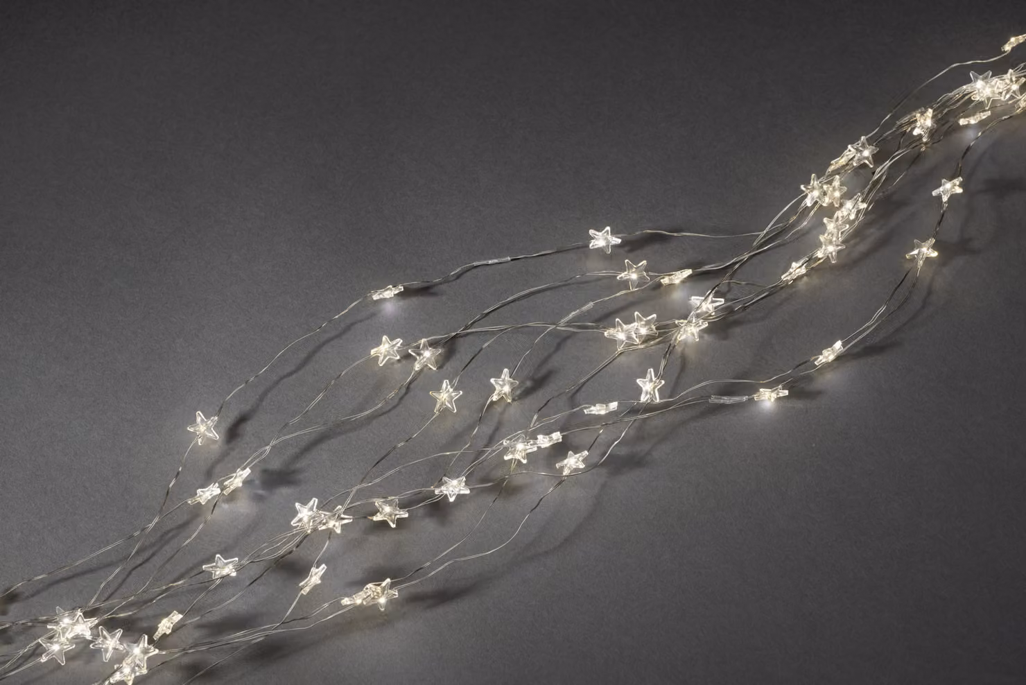 Konstsmide - Stella di Natale a LED 10 fili da 9 diodi ciascuno, 90 diodi bianco caldo, trasformatore interno da 12 V, filo argentato; 6370-190