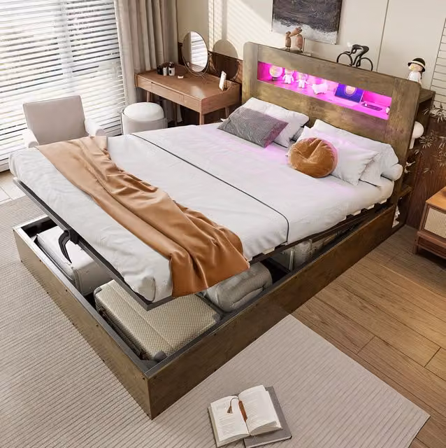 Letto contenitore ULEVR 140x200 cm con sollevamento idraulico, LED, prese integrate e vani nella testiera, legno