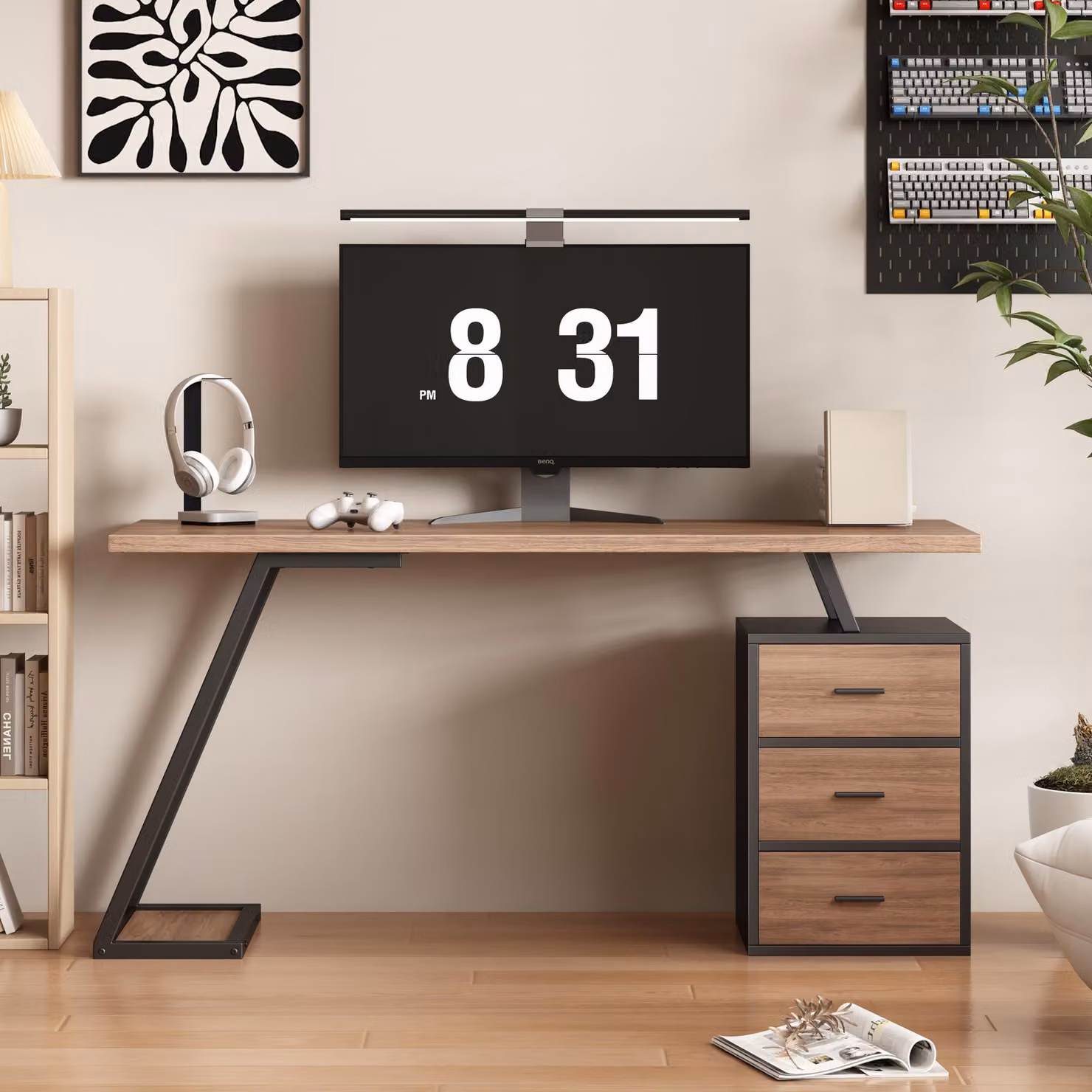 Scrivania con tre cassetti, 138,5 cm, dotata di supporto per computer e guide ammortizzate, realizzata in metallo nero con piano in legno colorato