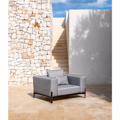 Poltrona per esterni/interni Push con struttura e piedini in alluminio MyYour Design