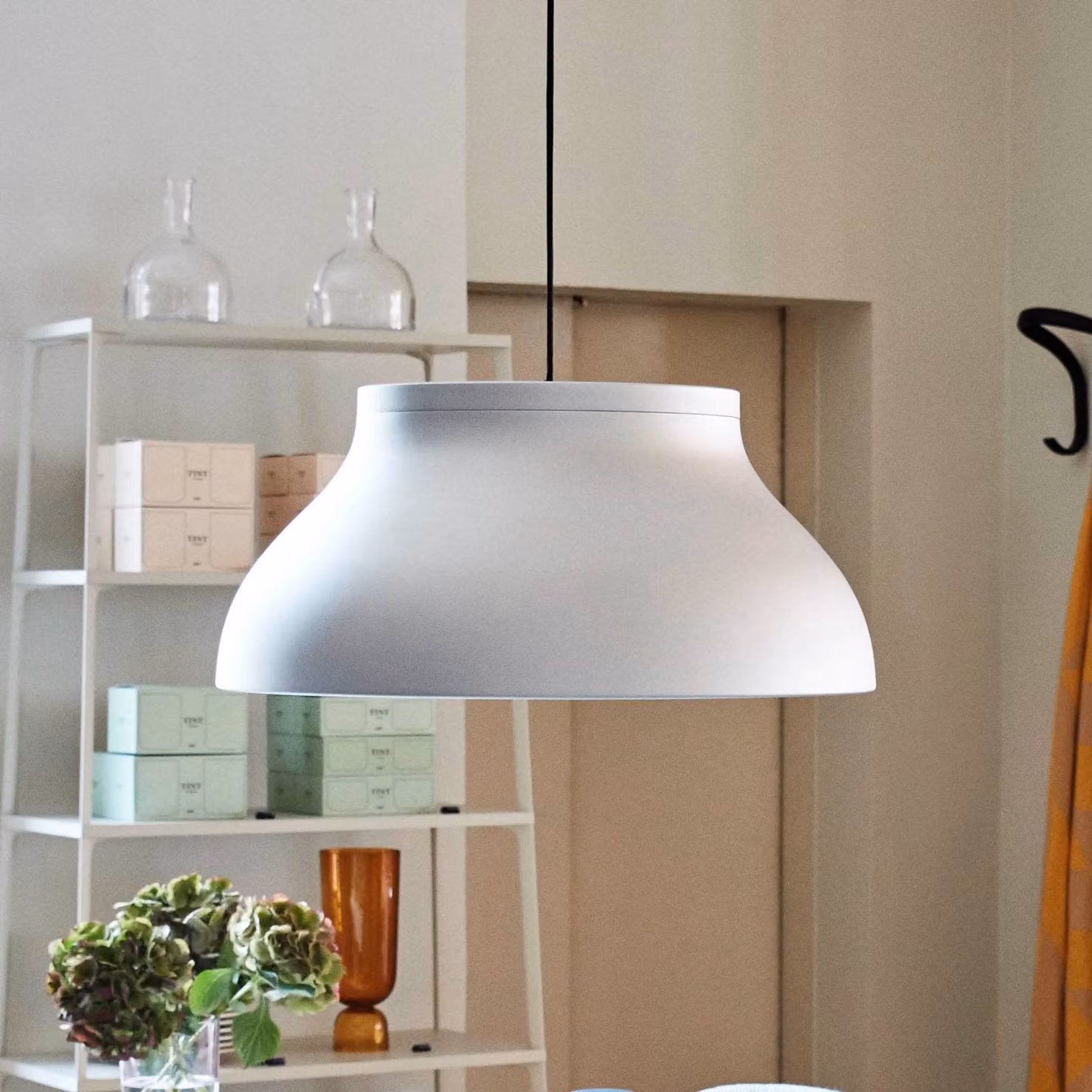 HAY Lampada a sospensione PC L, dimmerabile, Alluminio / Grigio / Zincato, Soggiorno / Sala da pranzo, Alluminio, Design, Lampada a sospensione