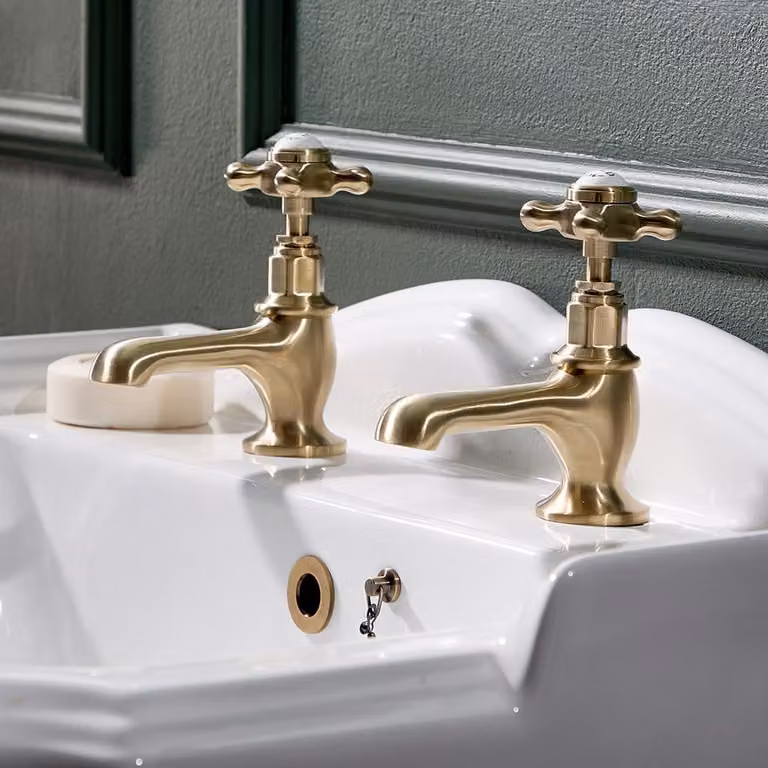 Coppia Rubinetti Singoli per Lavabo Tradizionali con Maniglie a Leva - Oro Satinato