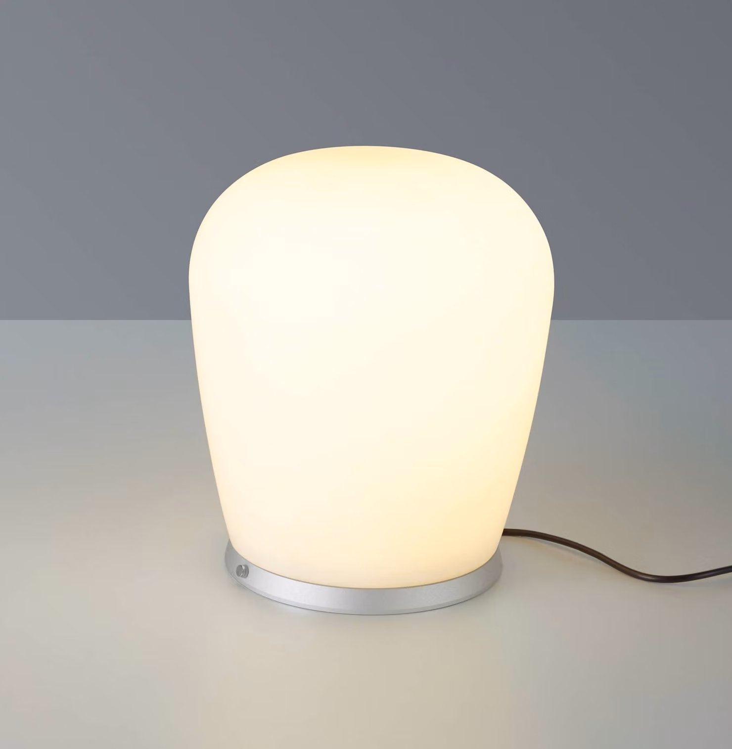 BOPP Lampada da tavolo a LED Cara, dimmerabile, Alluminio / Grigio / Zincato, Soggiorno / Sala da pranzo, Vetro, Moderno, Lampada da tavolo LED