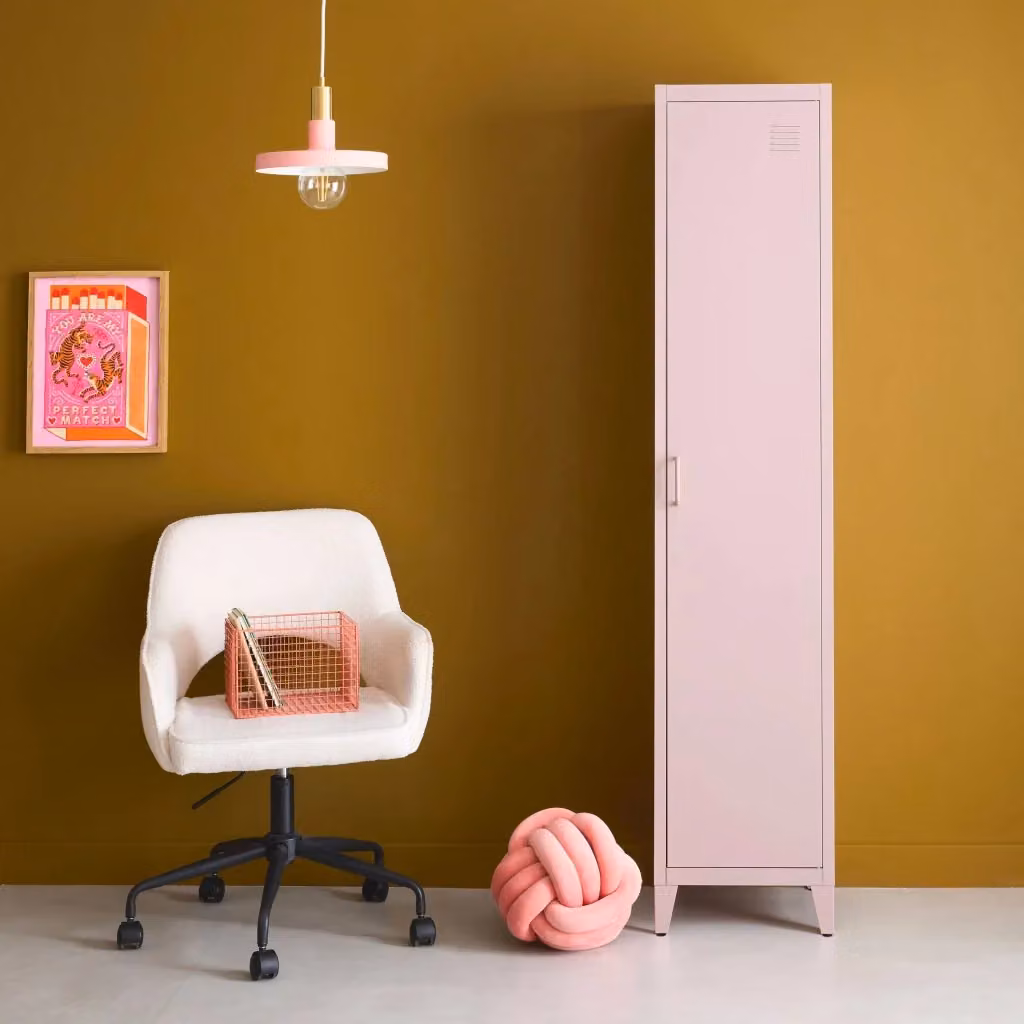 Armadio industriale Sweeek in metallo rosa con ante a battente e ripiani interni, H 180 x L 38 x P 38 cm – 2