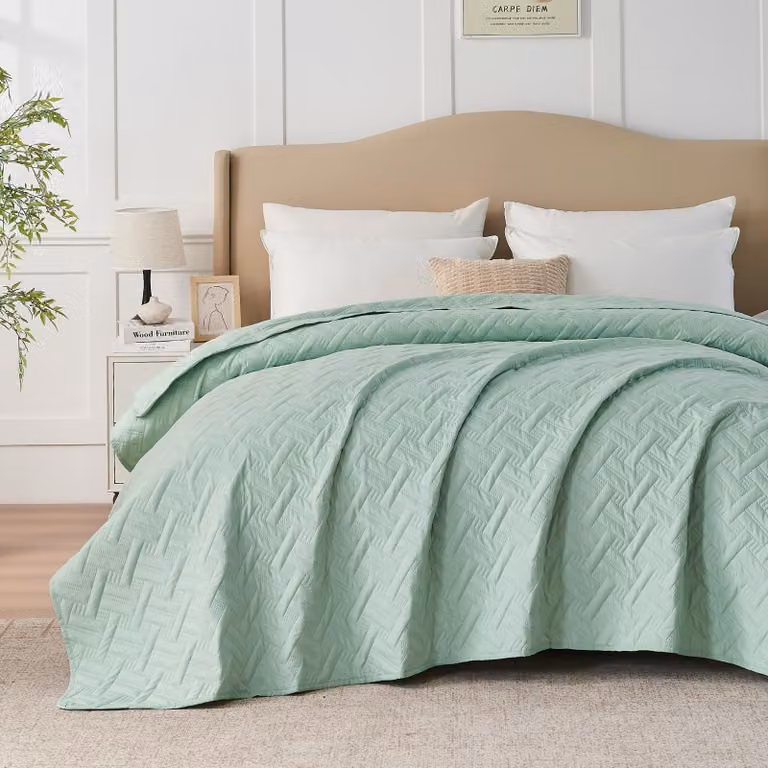 Elegante copripiumino verde menta con motivo a rilievo, 220x240 cm