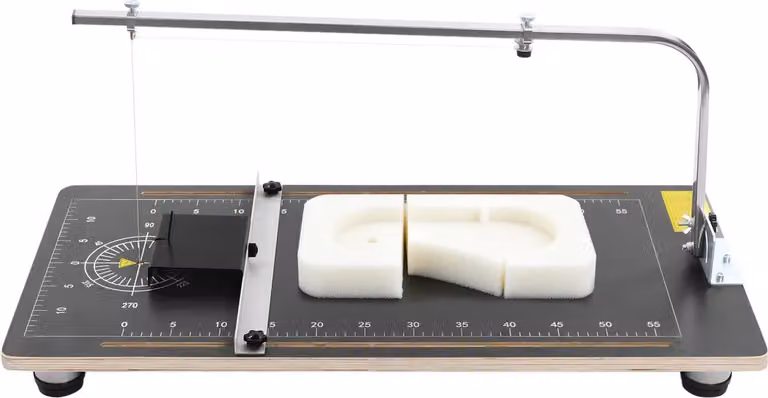 Taglierina per polistirolo - Tavolo da taglio a filo caldo - Tavolo 38×78 cm - 24W 220V spina UE - Temperatura 50–300°C - Altezza di taglio 20 cm - Larghezza di taglio 55 cm - Angolo 0–45° - Nero