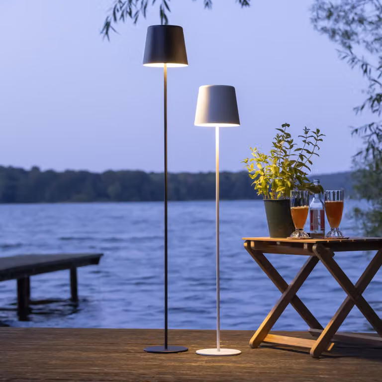 Lampada da terra LED portatile per esterni, 129 cm, 350 lm, dimmer touch, USB, nera
