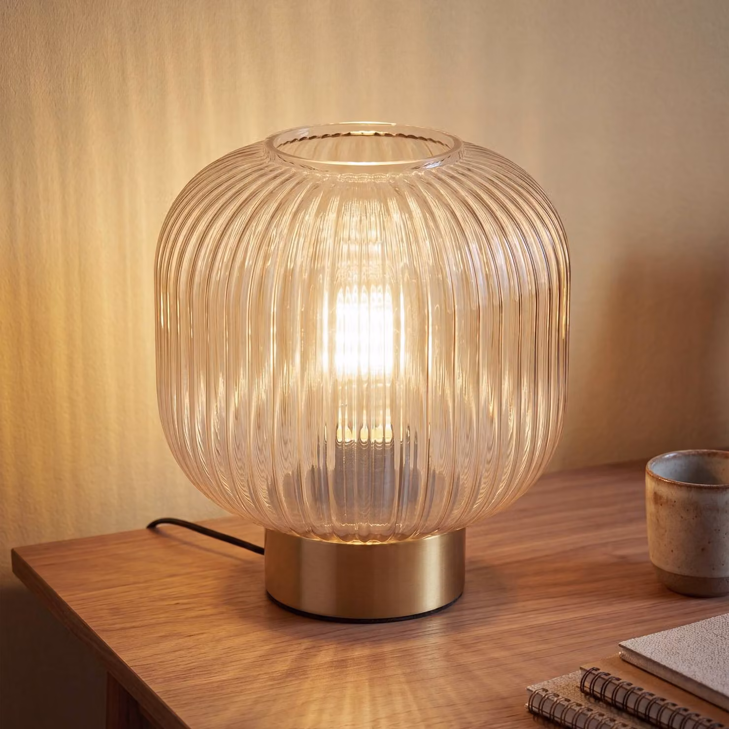 OSRAM Lampada da tavolo Decor Groovie, Crema / Ambra, Soggiorno / Sala da pranzo, Vetro, Vintage, Lampada da tavolo
