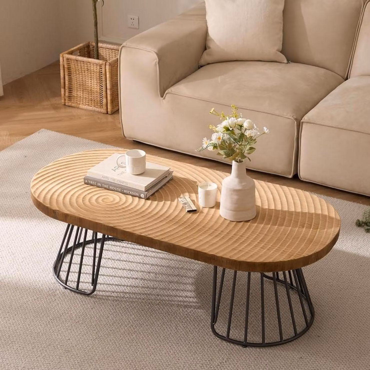Tavolino da caffè in legno, forma ovale, gambe in metallo, dimensioni ø110x50x40 cm, design Jahresrad