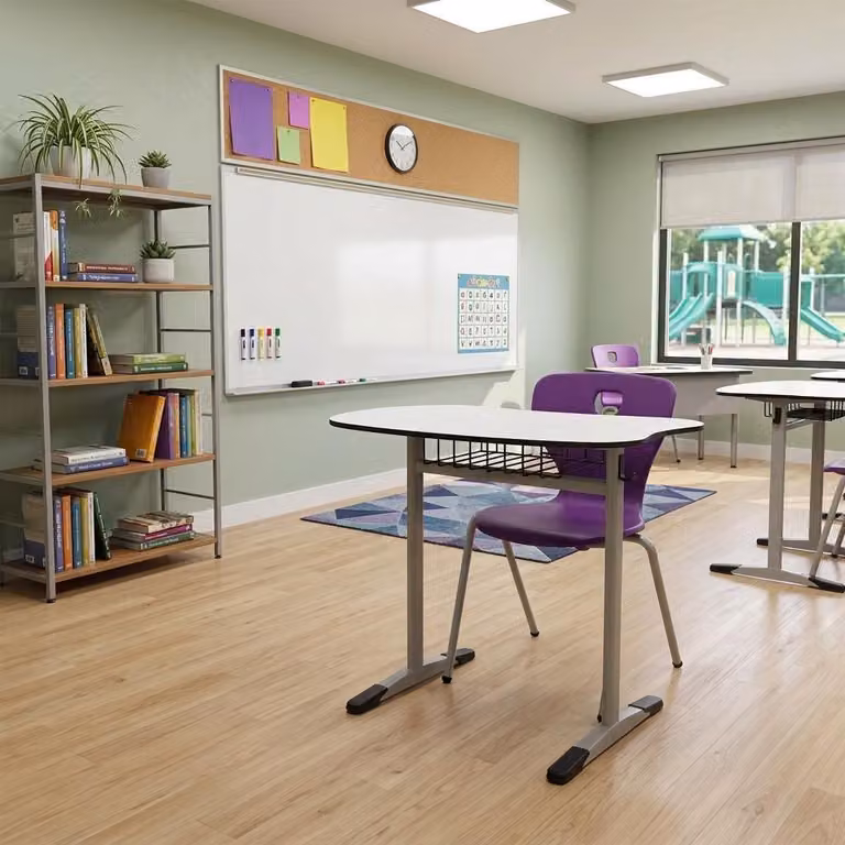 Set scolastico moderno ed ergonomico: scrivania grigia e sedia viola, scrivania singola