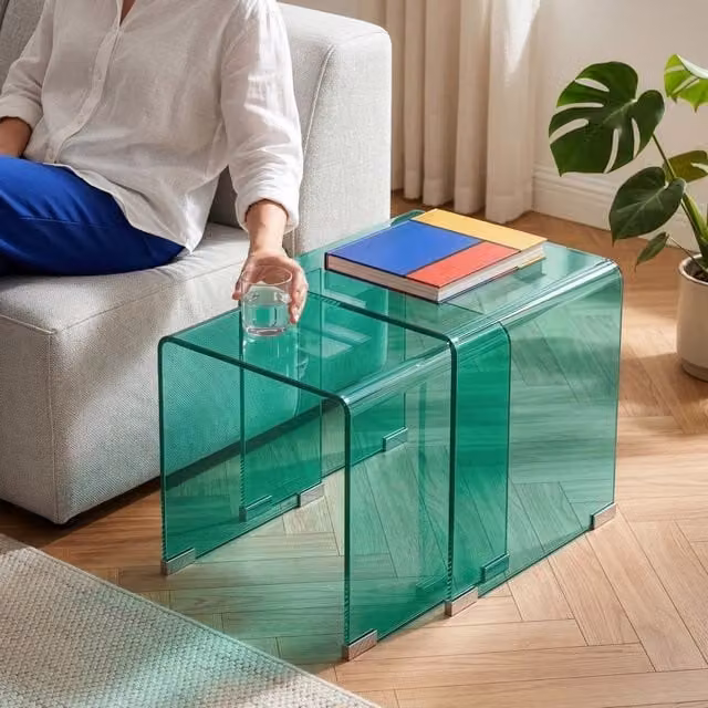 Set Kariengem di 2 Tavolini Sovrapponibili in Vetro Verde en.casa – 1