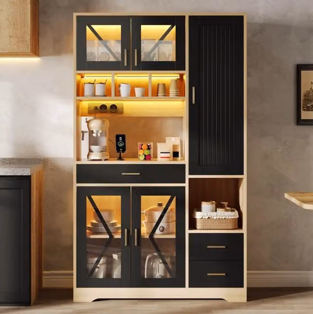 Credenza da cucina con LED a colori variabili; prese e vetro temperato; 105x40x185 cm; nero/naturale