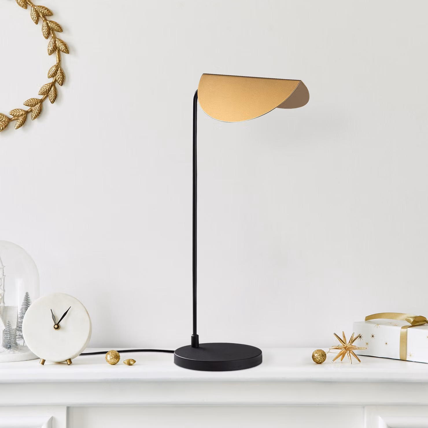 Opviq, lampada da tavolo moderna (attacco E14, 40W), colore nero, corpo in metallo, dimensioni 30x18x57 cm - Codice prodotto