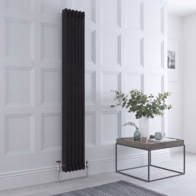 Radiatore Triplo Verticale Tradizionale Nero - 1800mm x 290mm - senza Piedini - Regent