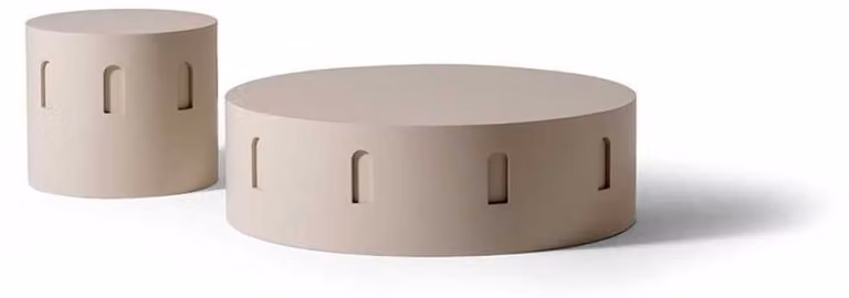 Harmonisches Set von Couchtischen im skulpturalen, modernen Design
