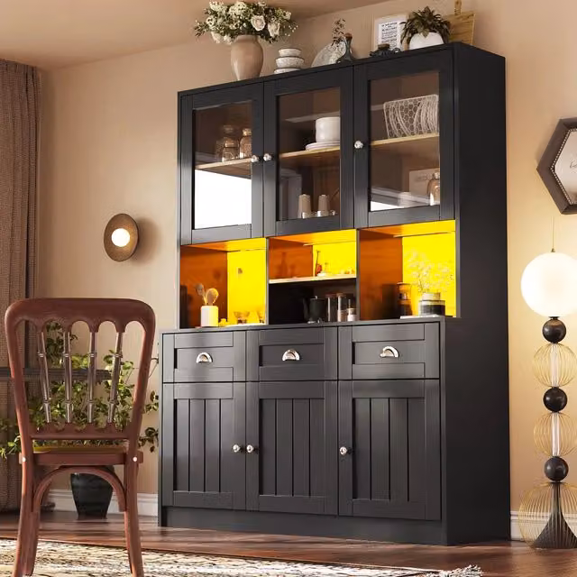 Credenza moderna Mivray per cucina e soggiorno in MDF nero con 3 cassetti, 6 ante, vani regolabili e illuminazione LED integrata L/P/H: 140 x 40 x 175 cm – 1