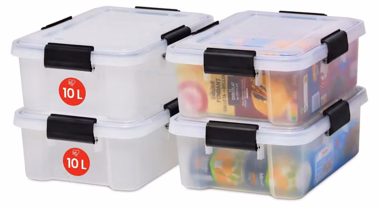 Contenitori di plastica trasparenti per alimenti, a tenuta stagna, capacità 10 litri, set da 4, marca Iris Ohyama. Caratteristiche: chiusura ermetica e impermeabile, robusti sistemi di chiusura a scatto, impilabili, protezione dalla polvere, senza BPA, mo
