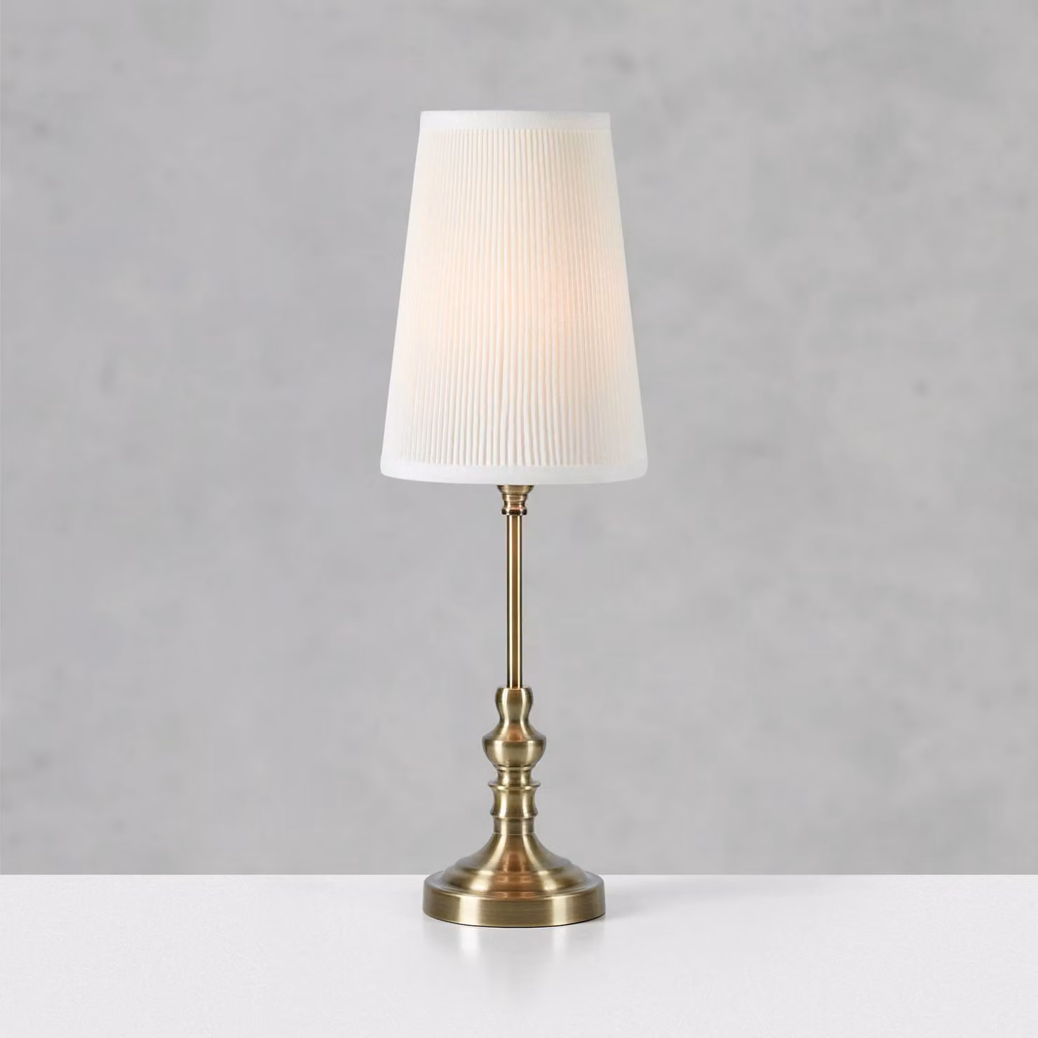 Markslöjd Lampada da tavolo Noble, Ottone / Oro, Soggiorno / Sala da pranzo, Tessuto / Stoffa / Seta, Lampada da tavolo