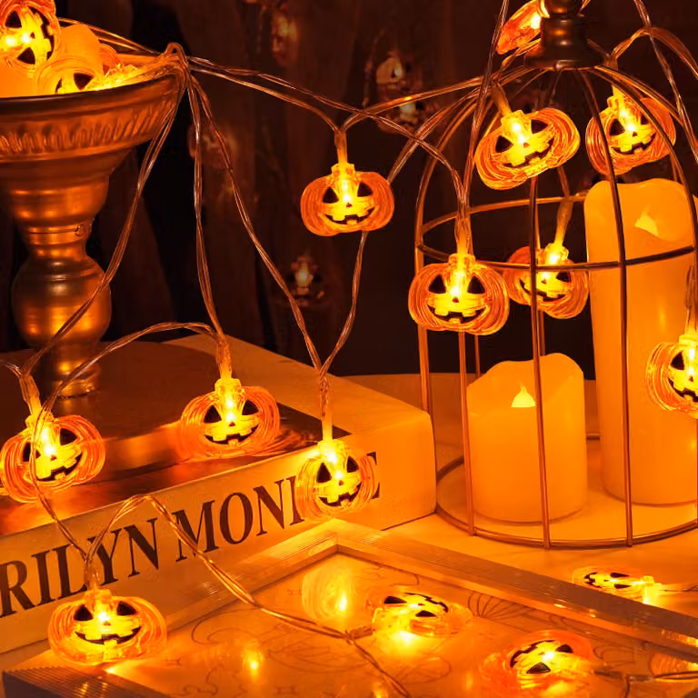 Catena luminosa a tema Halloween, lunghezza 3 metri, 20 LED, decorazioni a forma di zucca, timer, alimentazione a batteria