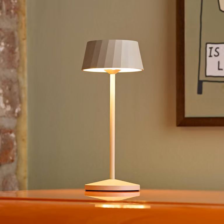 Sigor Lampada LED da tavolo a batteria Facetta, set 3, beige, 22 cm, IP44 dimmerabile, Crema / Ambra, Soggiorno / Sala da pranzo, Alluminio, Moderno, Lampada da tavolo LED
