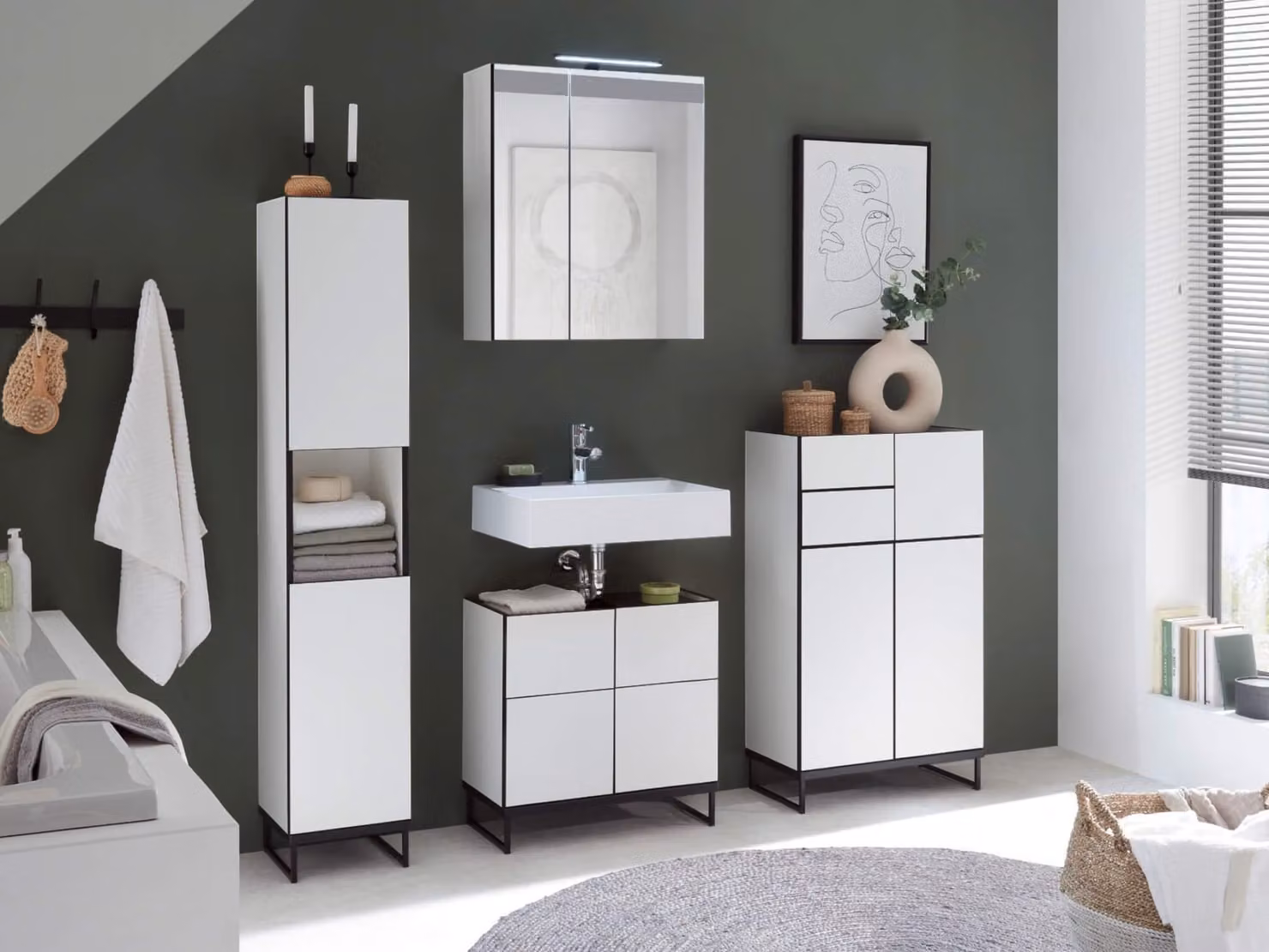 Set di mobili da bagno VENEZIA 60 cm bianco opaco Armadio alto Armadio a specchio Wbu Set di mobili alti 1