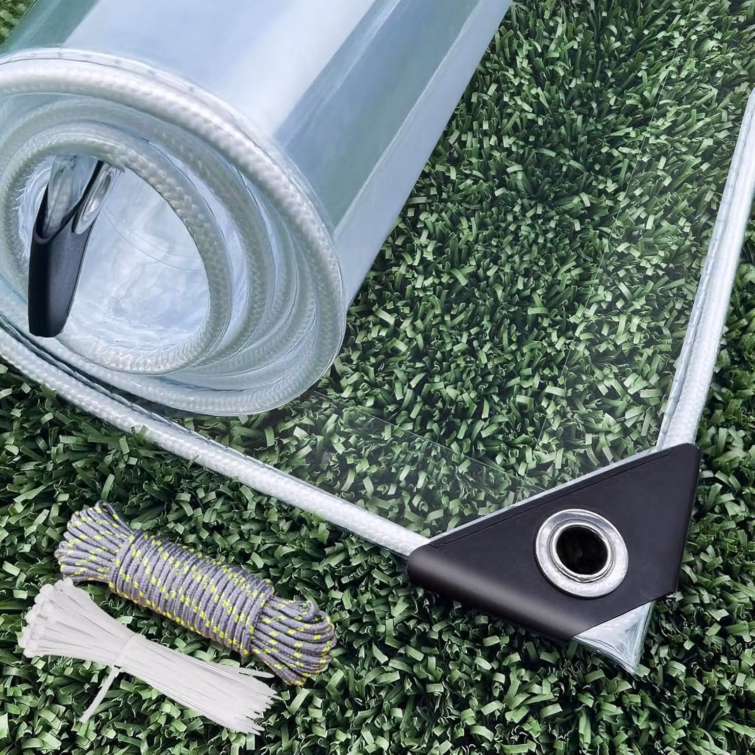 Telo in PVC trasparente, dimensioni 1,5 x 2 metri, peso 420 g/m², impermeabile e resistente agli strappi, ideale per l'uso in giardino