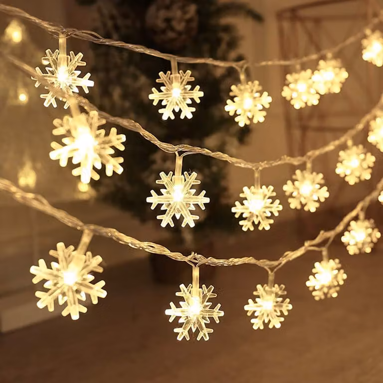 Fata di fiocco di neve bianco caldo, fata luci indoor a batteria 6M 40LEDs, finestra giardino festa decorazione di Natale