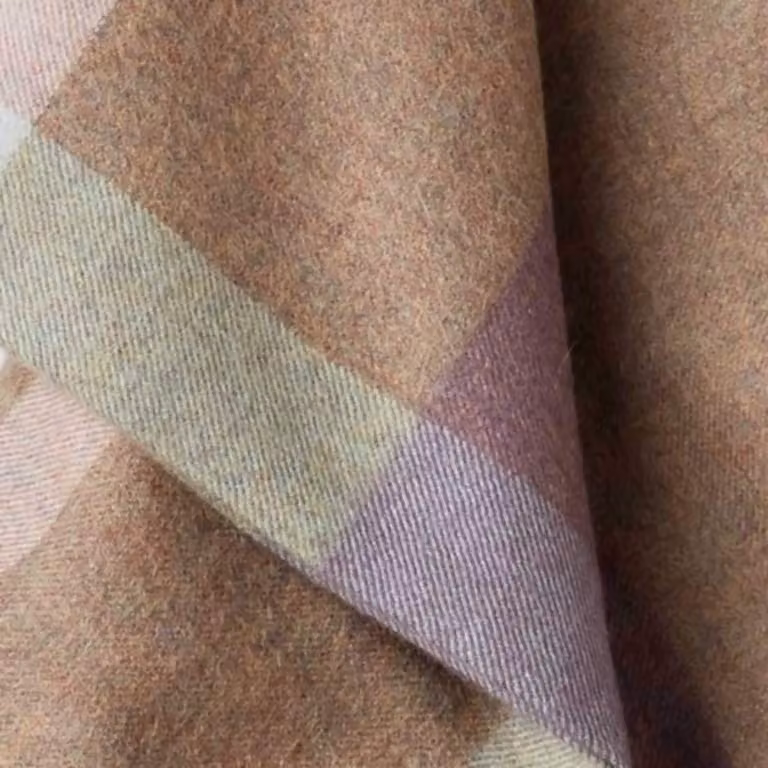 Coperta in alpaca 130x200 cm – 100% lana di alpaca, morbida e calda, color beige chiaro