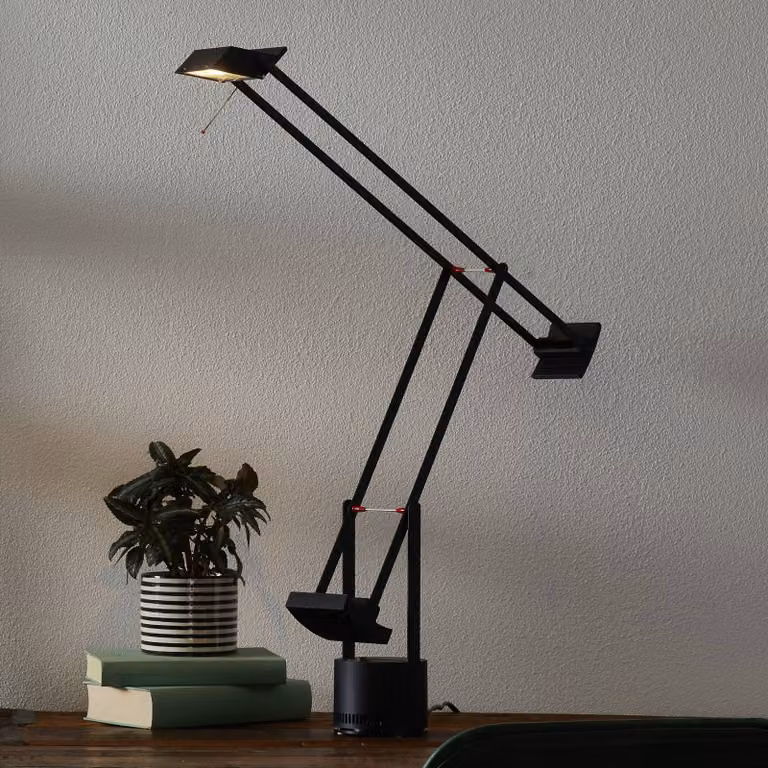 Artemide Lampada da scrivania Tizio 35, Nero, Studio / Ufficio, Alluminio, Design, Lampada da tavolo