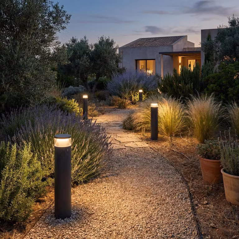 LEDS C4 Dan - Lampada da esterno, 9,7 W, luce bianco caldo, 439 lm, grado di protezione IP66, colore grigio