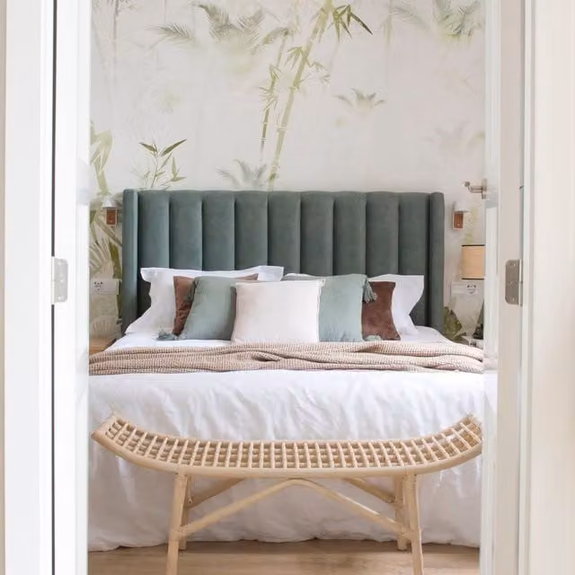 Testiera imbottita Mixel Banak per letto da 105 cm, colore verde, design moderno personalizzabile