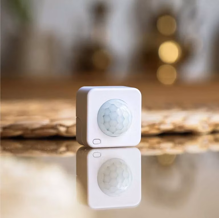 Shelly BLU Motion ZB, sensore di movimento e luce PIR, compatibile con Zigbee e Bluetooth
