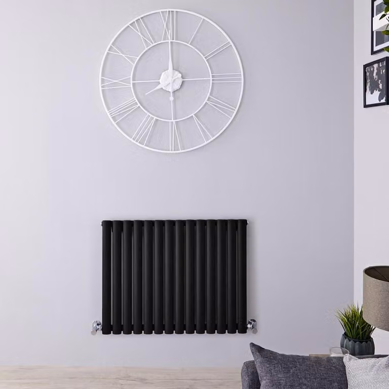 Radiatore Orizzontale Nero Opaco - 660W - 635 x 826mm - Revive
