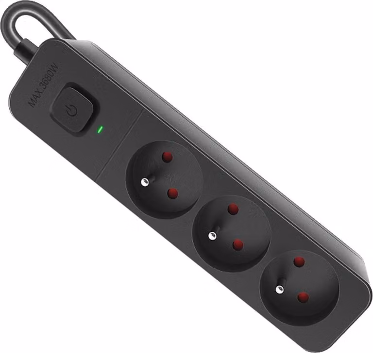 Defender SFS 131 1,5 m, 3 prese