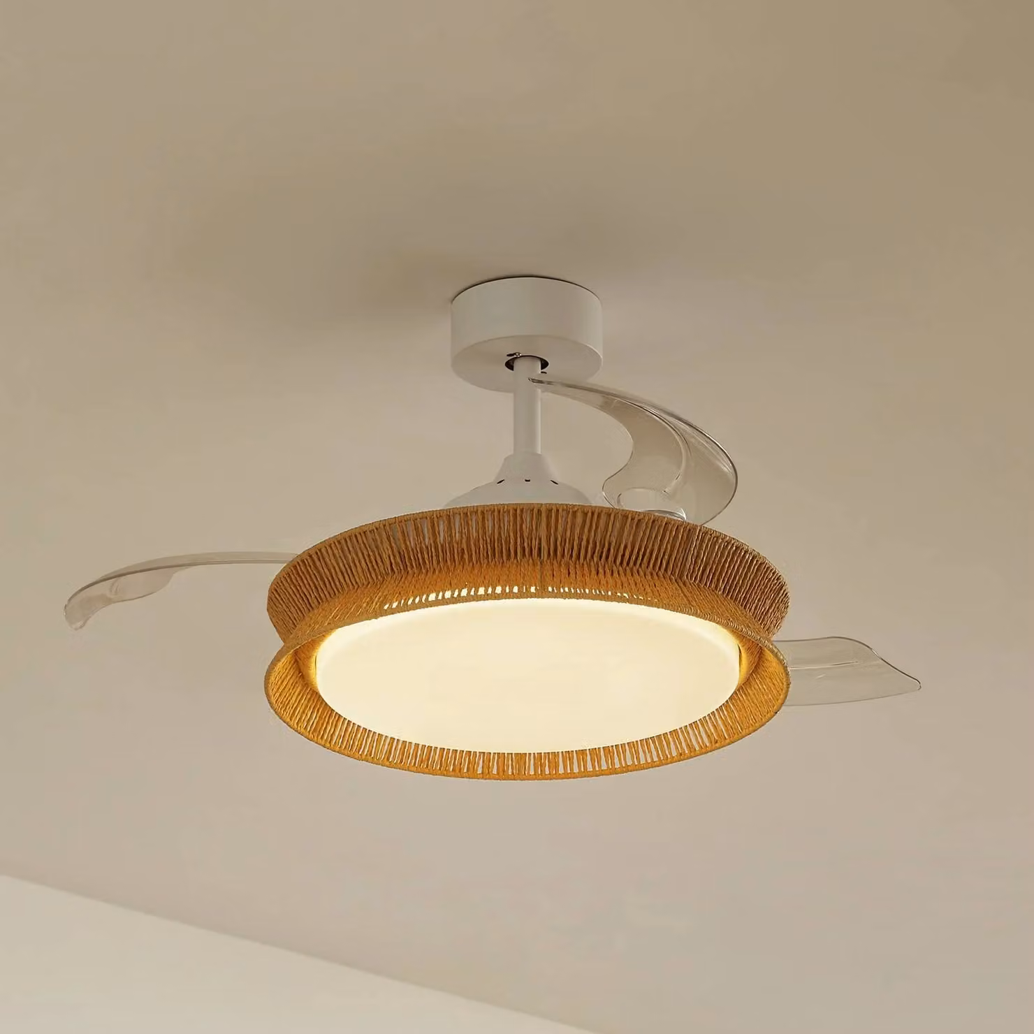 Lucande Ventilatore LED Lineta, bianco, corda, Ø 103 cm, silenzioso Lineta Lucande, dimmerabile, Legno chiaro, Soggiorno / Sala da pranzo, Legno, Campagna / Rustiche