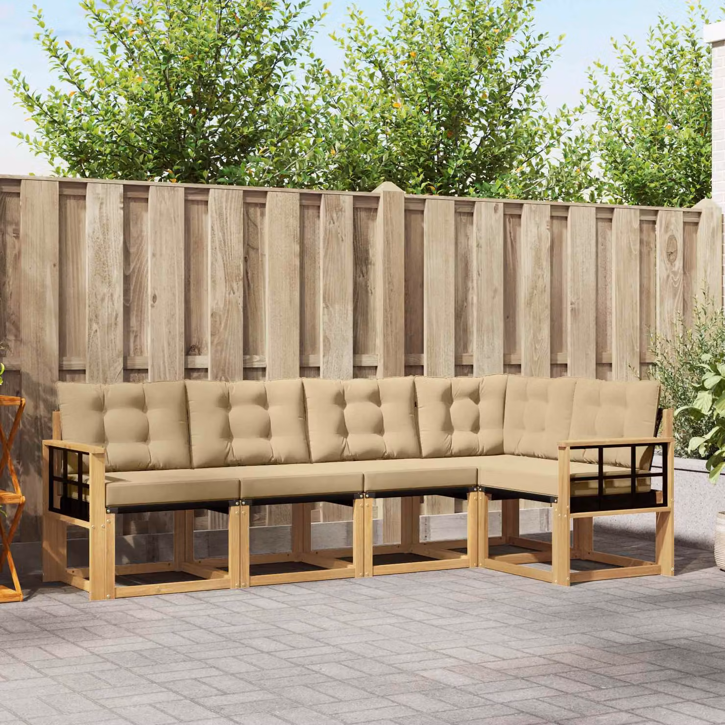 Set di divani da esterno a L vidaXL in legno di acacia con cuscini, Bianco e Beige