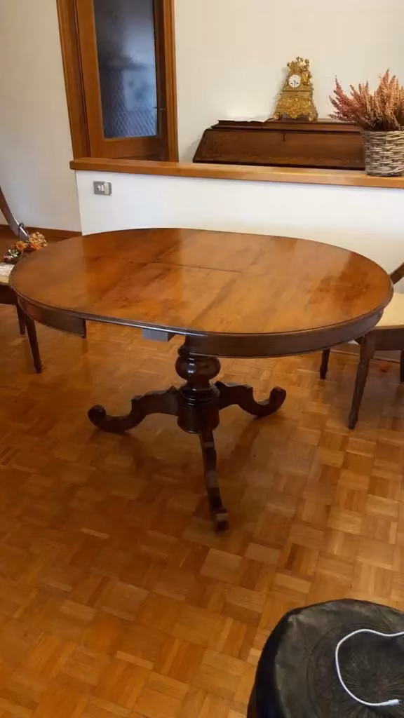 Tavolo rotondo allungabile Mobili 2G finitura noce marrone con colonna centrale – 3