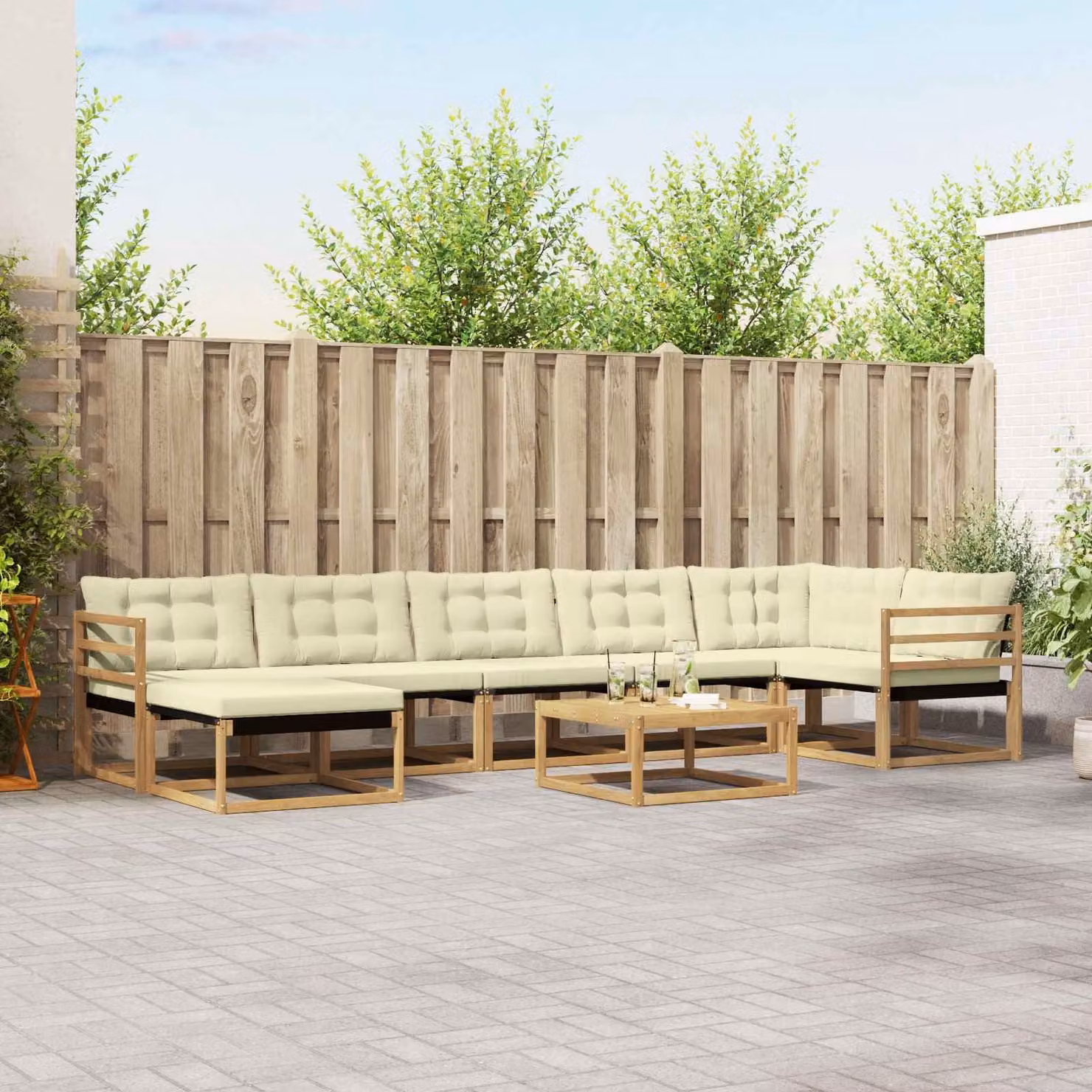 Set di divani da esterno vidaXL 8 pz in legno di acacia con cuscini bianchi e beige