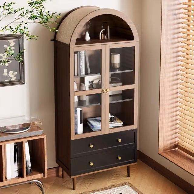 Vetrina con ripiani regolabili e porta in vetro scanalato in MDF e vetro color noce 70 × 38 × 165 cm
